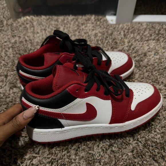 Jordan 1 low - Picture 1 of 3
